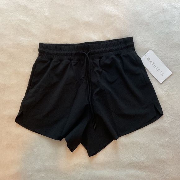 Athleta Pants - Athleta Crossroads Short Black Size XS